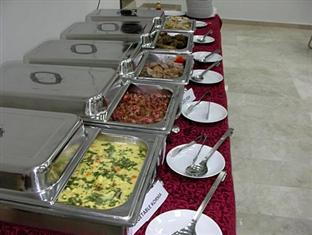 Al Hoota Rest House *