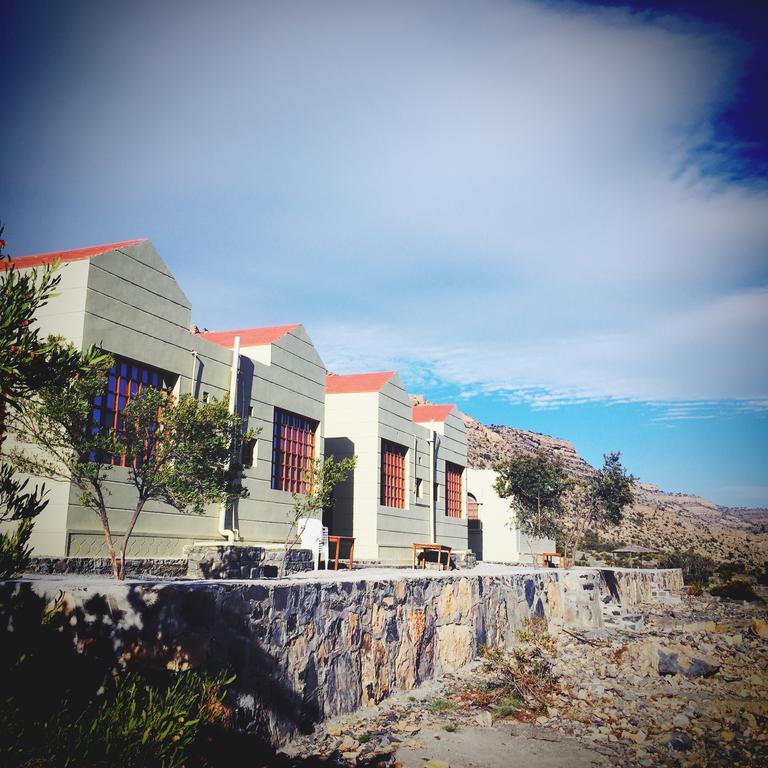 Al Hoota Rest House Guest house *